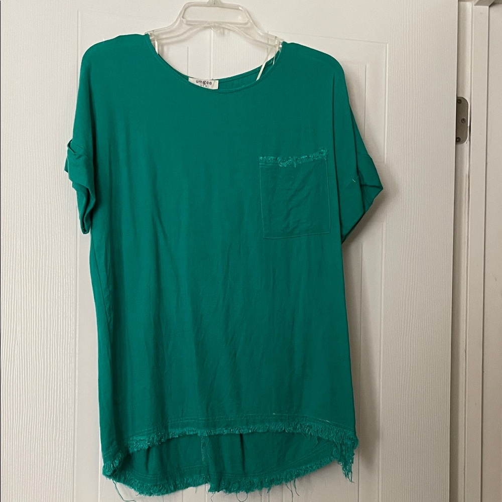 Umgee Teal Short Sleeve Pocket Tee with Frayed Hem